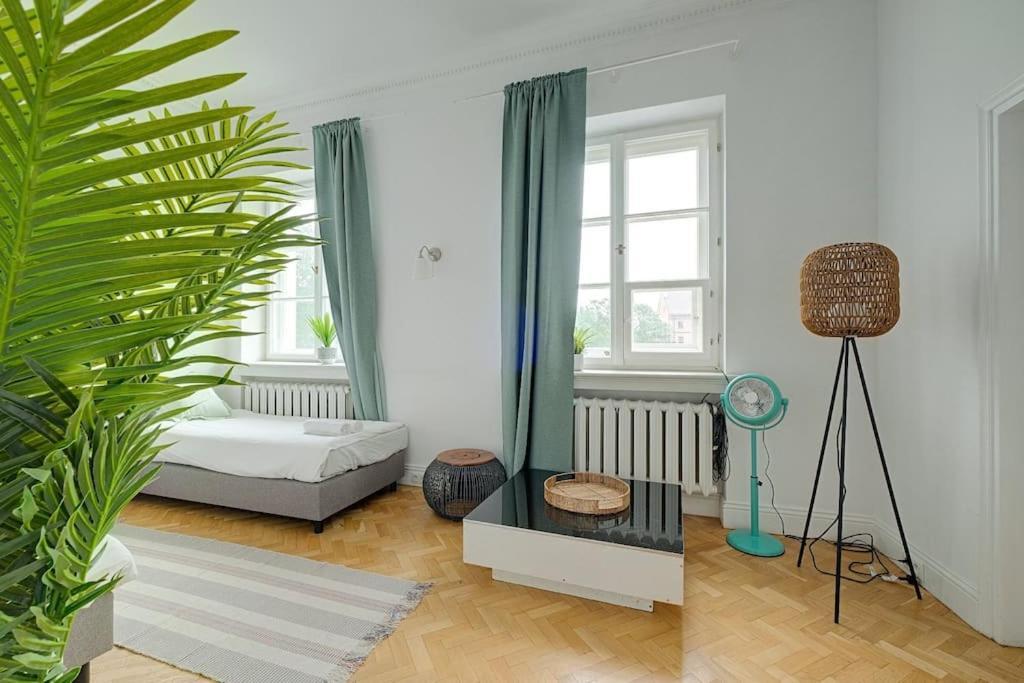 Place*unique Royal Route View*4 Bedrooms*6beds Апартаменти Варшава